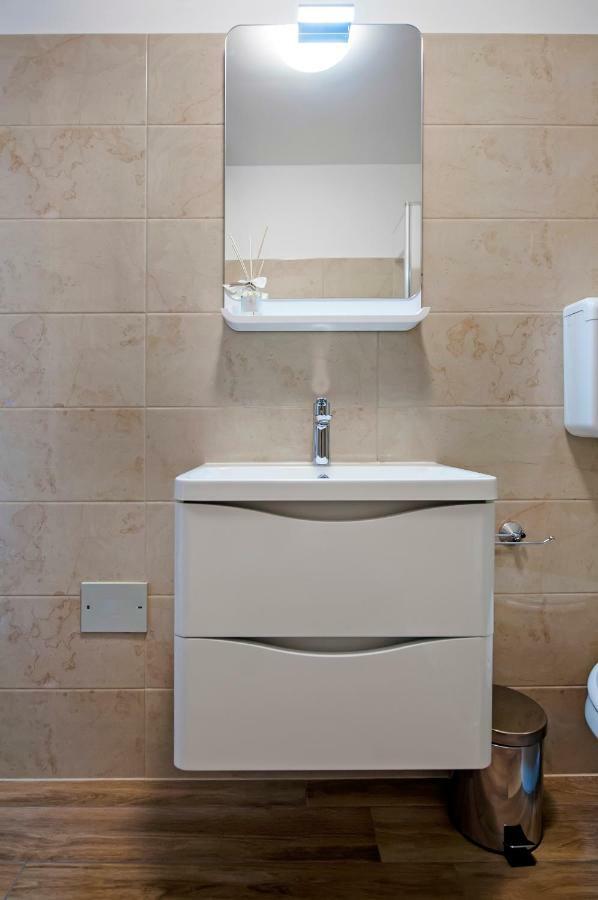Apartment Loki Ровинь Экстерьер фото